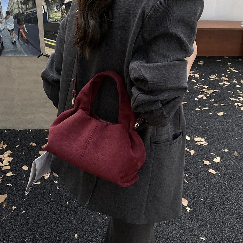 French Cloud Dumpling Bag Brand Design Frosted Bag New Fashion Handbag Lunch Box Bag Retro Magnetic Clasp Shoulder Crossbody Bag - view 4