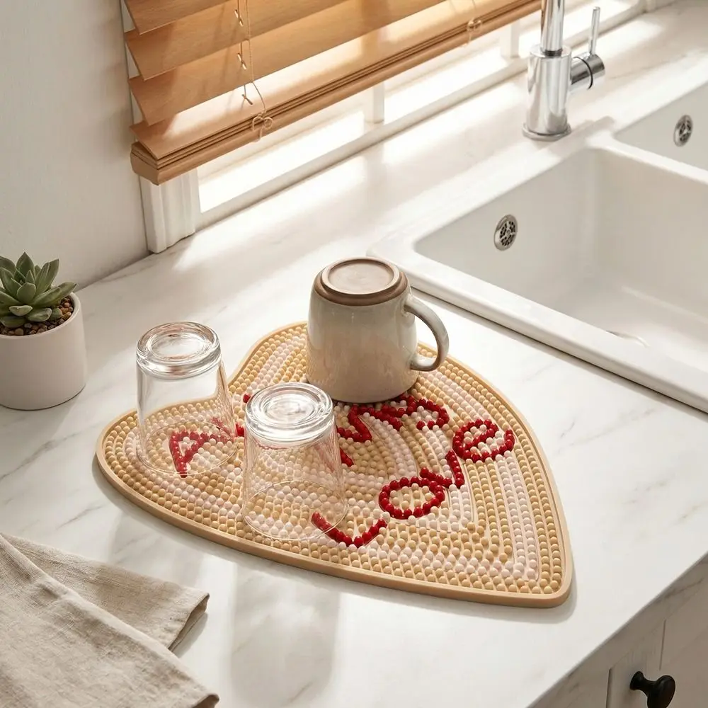 Food Grade Non-Slip Rubber Drain Pad Heart Shaped Heat-Insulating Tableware Mat Soft Fast Dry Bar Counter Mat Camping