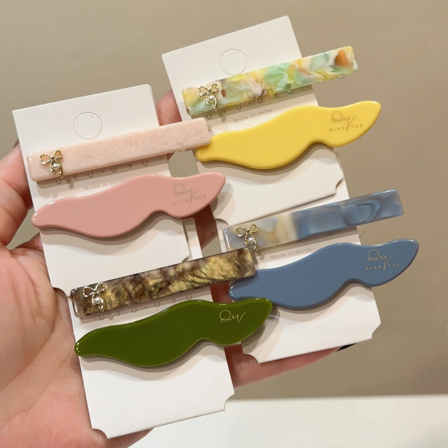 presilha-de-cabelo-coreana-da-moda-estilo-doce-e-delicado-design-rosa-e-amarelo-sensacional-presilha-triangular-universal-para-cabelo