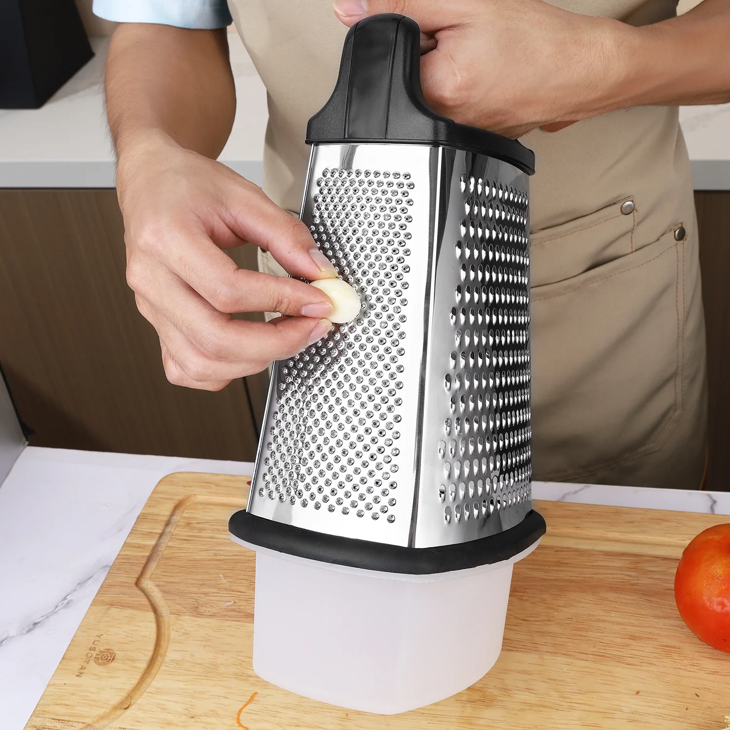 D2 Stainless Steel Box Cheese Grater With Container 4 Side Box Grater Handheld Kitchen Food Shredder for Vegetable Ginger Cutter