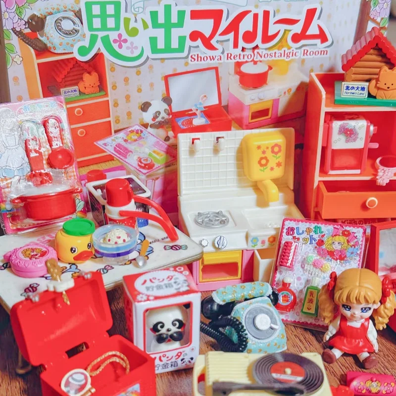 

6pcs/Set Anime Showa Retro Memories My Room Blind Box Action Figure Pvc Miniature Scene Model Statue Rement Twisted Egg Gift Toy
