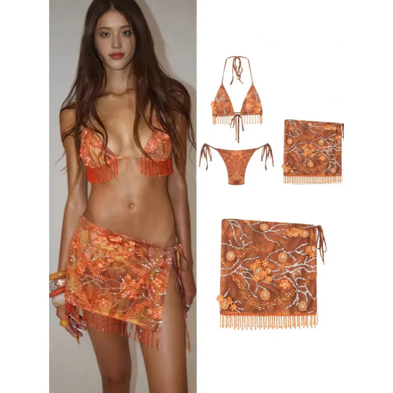 

Женская одежда оптом: новинка 2025 года – летний пляжный комплект с бикини и юбкой с бахромой