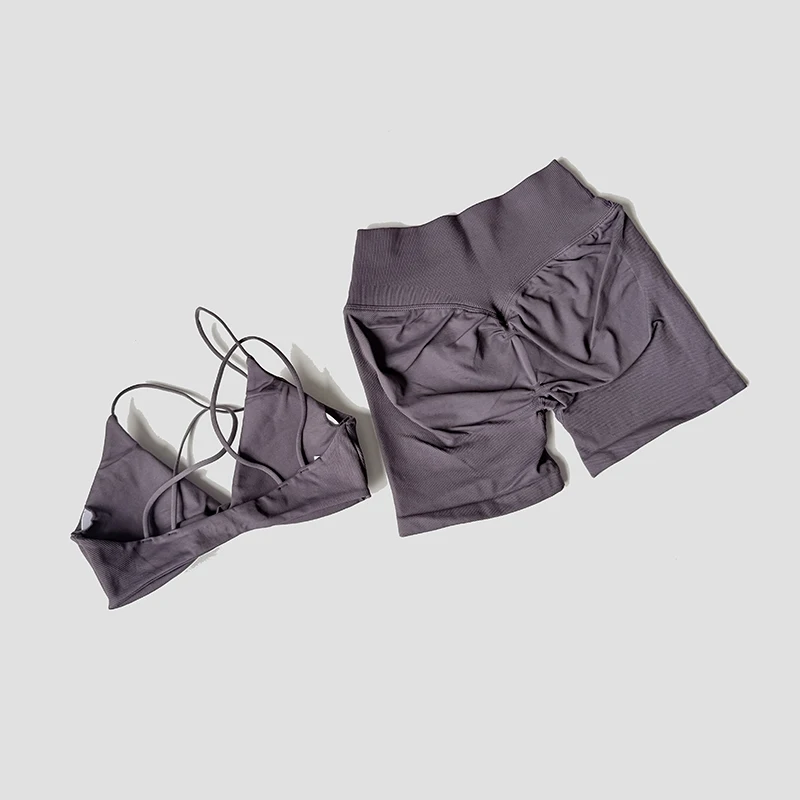 WAREBALL 2-teiliges Gym-Set für Damen: Vision Twist Front BH mit V-Ausschnitt und Cross-Waist Quick Dry Shorts – Ideal für Pilates, Workout, Laufen und Fitness – Detail 17