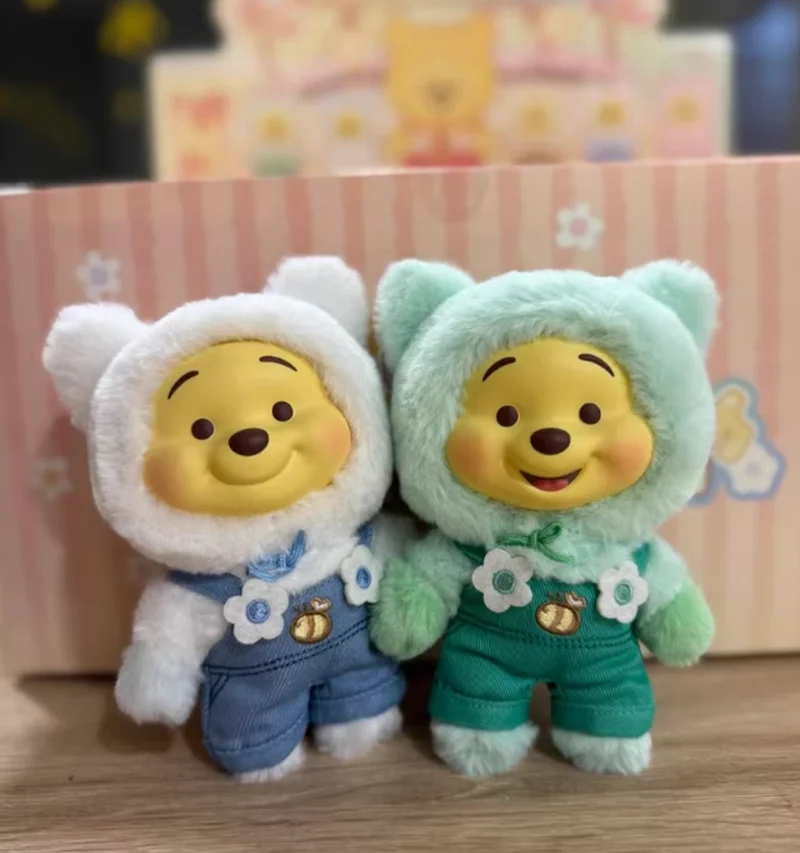 صندوق أعمى رسمي من سلسلة Disney Winnie the Pooh Candy هدية لطيفة للعام الجديد هدية محيطية للأولاد والبنات