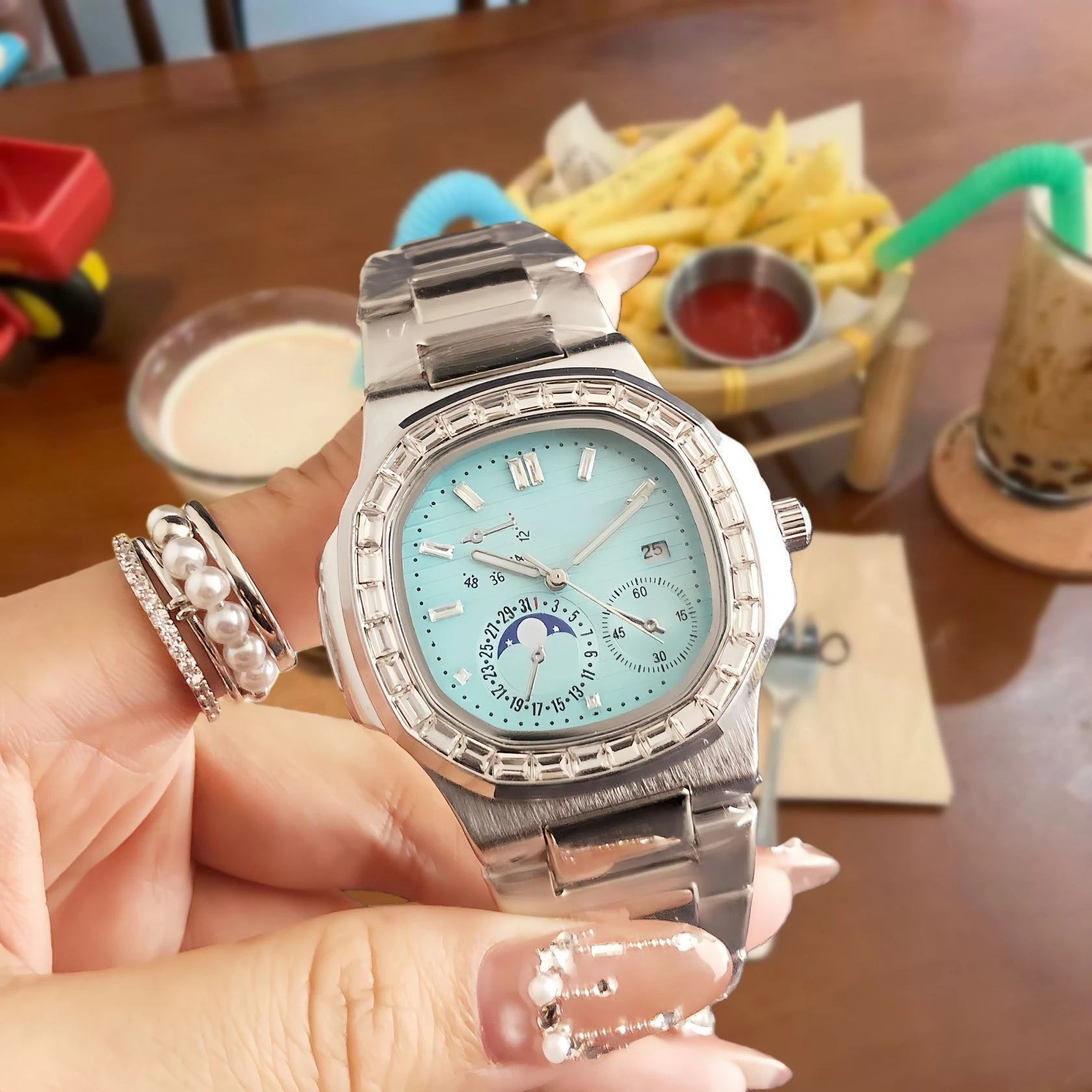 Luxury Designer New Square Mens Watch Triple Subdial Six Hands Full Diamond Pavé Dial Fashion Statement High Quality