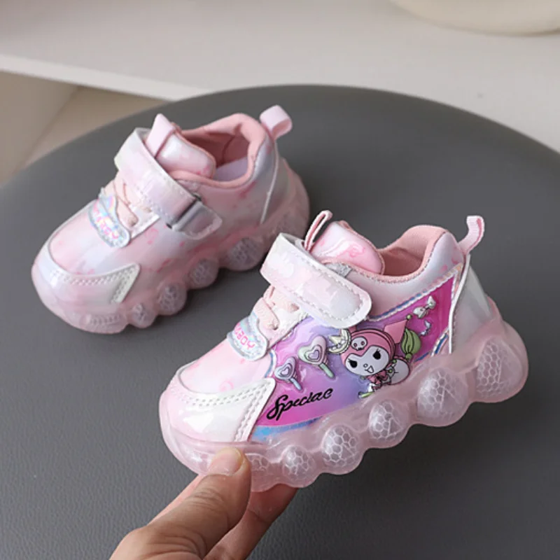 Girls Cartoon Kuromi LED Light Sports Shoes 2024 New Children\'s Anti Slip Soft Sole Cute Princess Casual Shoes Luminous Shoes