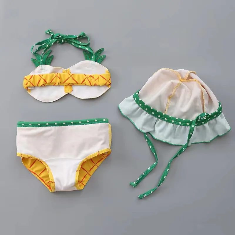 2024 Baby Bade bekleidung Kinder Mädchen 3 Stück Badeanzug Bikini Sommer Kinder niedlichen Erdbeer Ananas Bade bekleidung für Strand urlaub