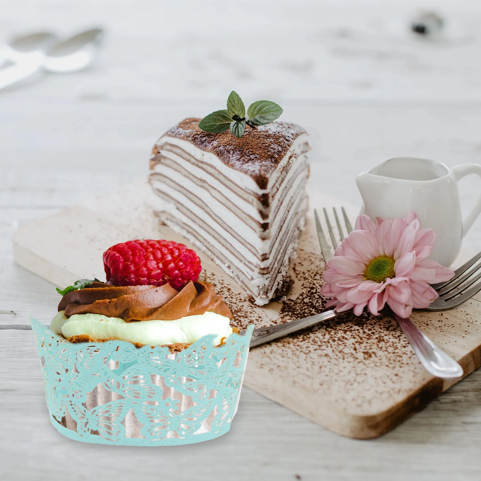 

50 Pcs Party Decor Cup Cake Liners Cupcake for Baking Butterfly Exquisite Wrappers Paper Decorations
