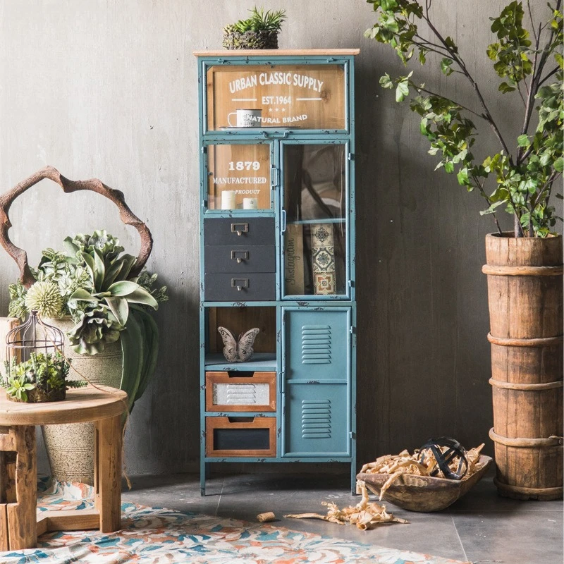 

European industrial wine cabinet retro old locker B & B kitchen dining side cabinet chest wedding shooting props