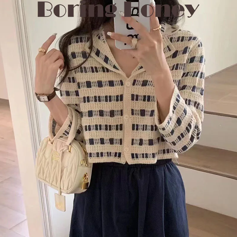 

Boring Honey Autumn Winter New Korean Plaid T-Shirt Lapel Openwork Sweater Short Cardigan Age-Old Joker Long-Sleeved Shirt Woman