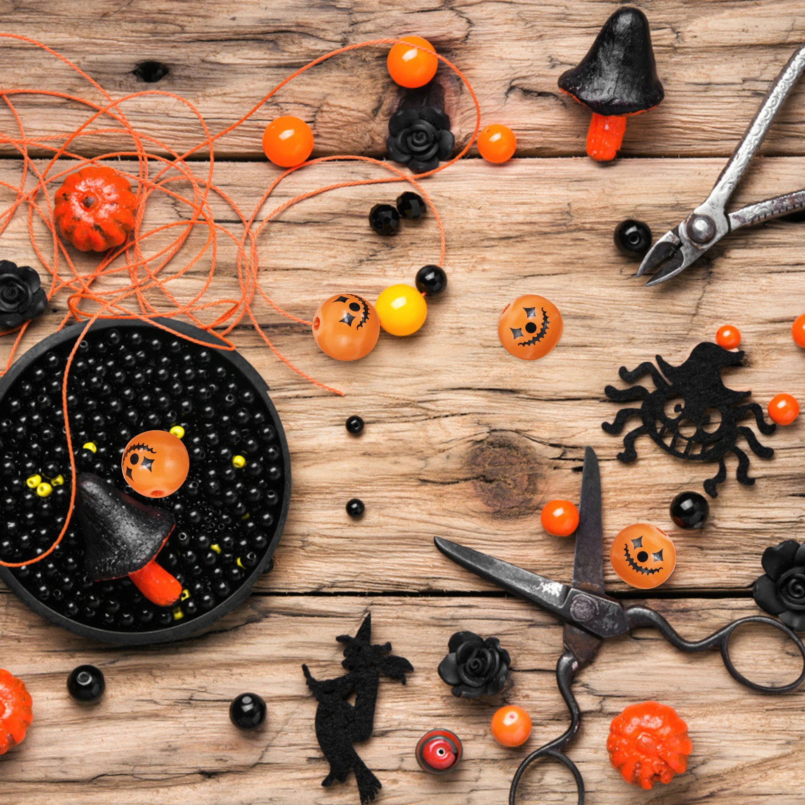 

30 Pcs Pumpkin Wooden Bead String Halloween Craft Accessories Tassel Pendant for Bracelet Necklace Making Decorative Loose