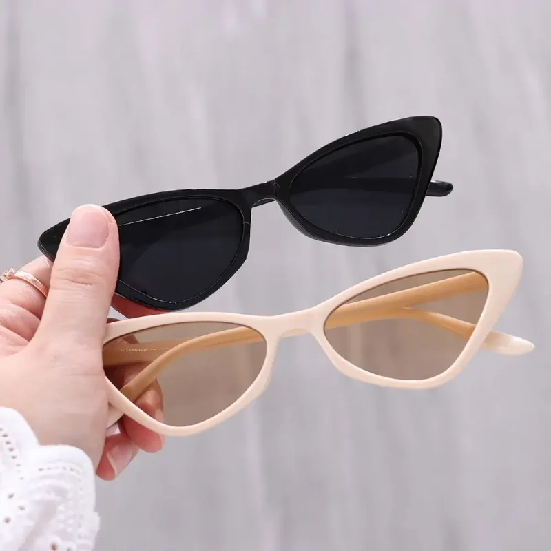 Vintage Cat Eye Sunglasses Women Luxury Transparent Triangle Female Shades UV400 Brand Designer Travel Gradient Sun Glasses 2024