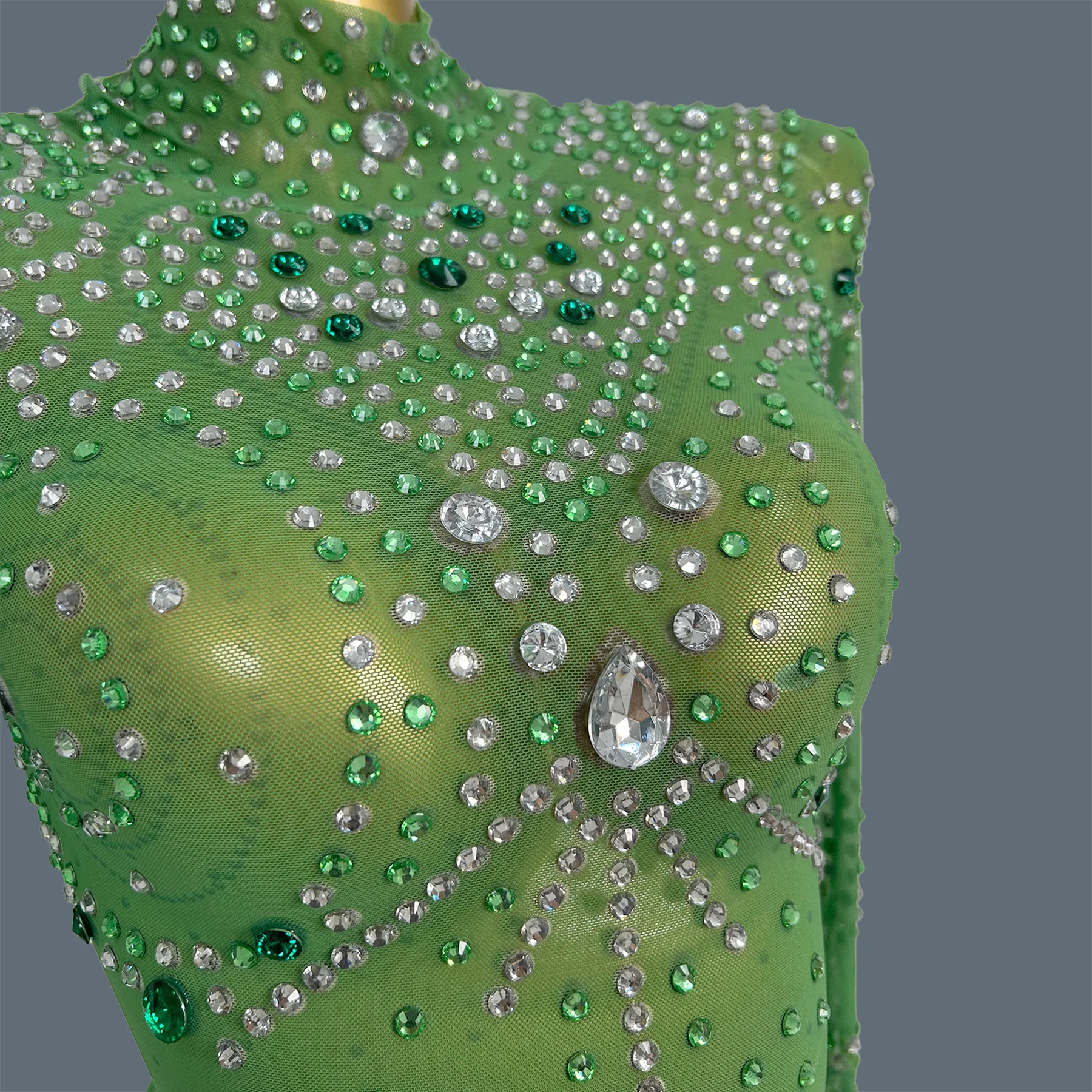 انظر من خلال بدلة الجسم الشبكية الخضراء سباركلي حجر الراين النساء ملابس الرقص فتاة الإستعراض طويلة الأكمام مثير ملهى ليلي تظهر الزي الطرف Jinse #5