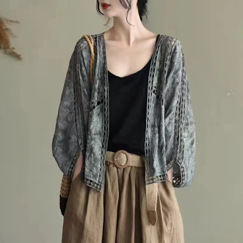 Loose Hollow-Out Lace Cardigan for Women, Air-Conditioning Sun-Protective Top, Small Shawl