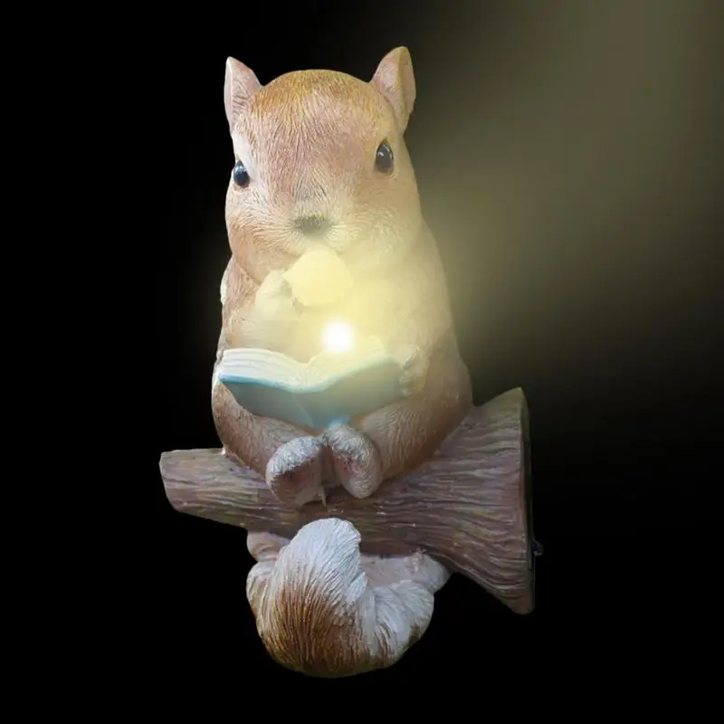 

Squirrel Garden Decor Cute Resin Squirrel Garden Light Squirrel Decor Yard Decorations Outdoor Solar Powered LED Lamp Squirrel