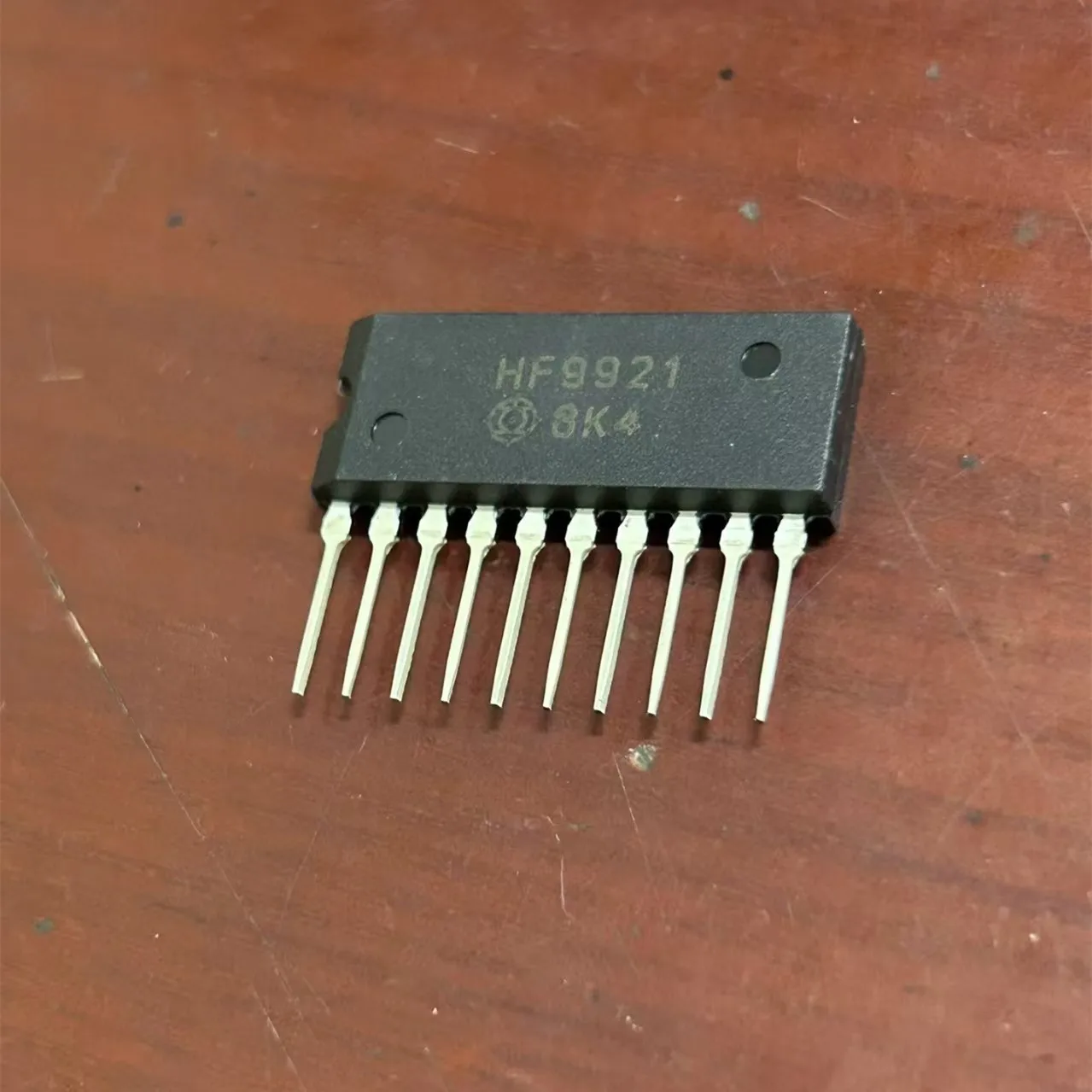

...HF9921 Original New Motor Drive IC