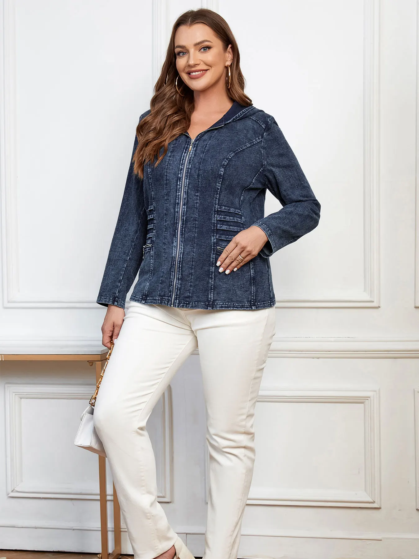 LIH HUA Women\'s Plus Size Denim Jacket Autumn Chic Elegant Jacket For Chubby Women Round Neck Knitted Cotton Jacket