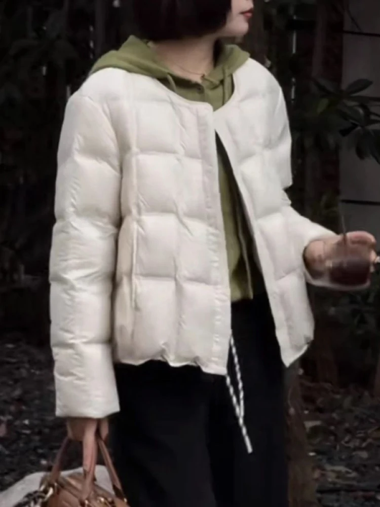 

Korean Sle ort Thiened down Cotton Jaet round Ne Warmth Youthful Outerwear for Women Winter New Arrival Square Blo