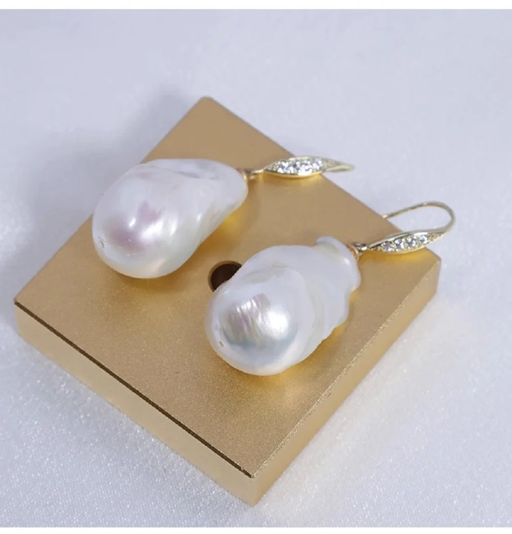

Atmospheric retro Baroque fish tail natural AAA15-16mm South Sea Ba pearl earrings 925s