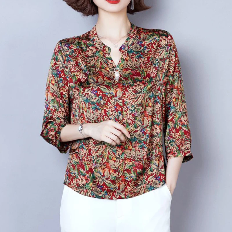 Women Vintage Floral Print Beaded Elegant Blouses Spring Summer Korean Fashion V Neck 3/4 Sleeve Shirts Ladies Loose Tops Blusas