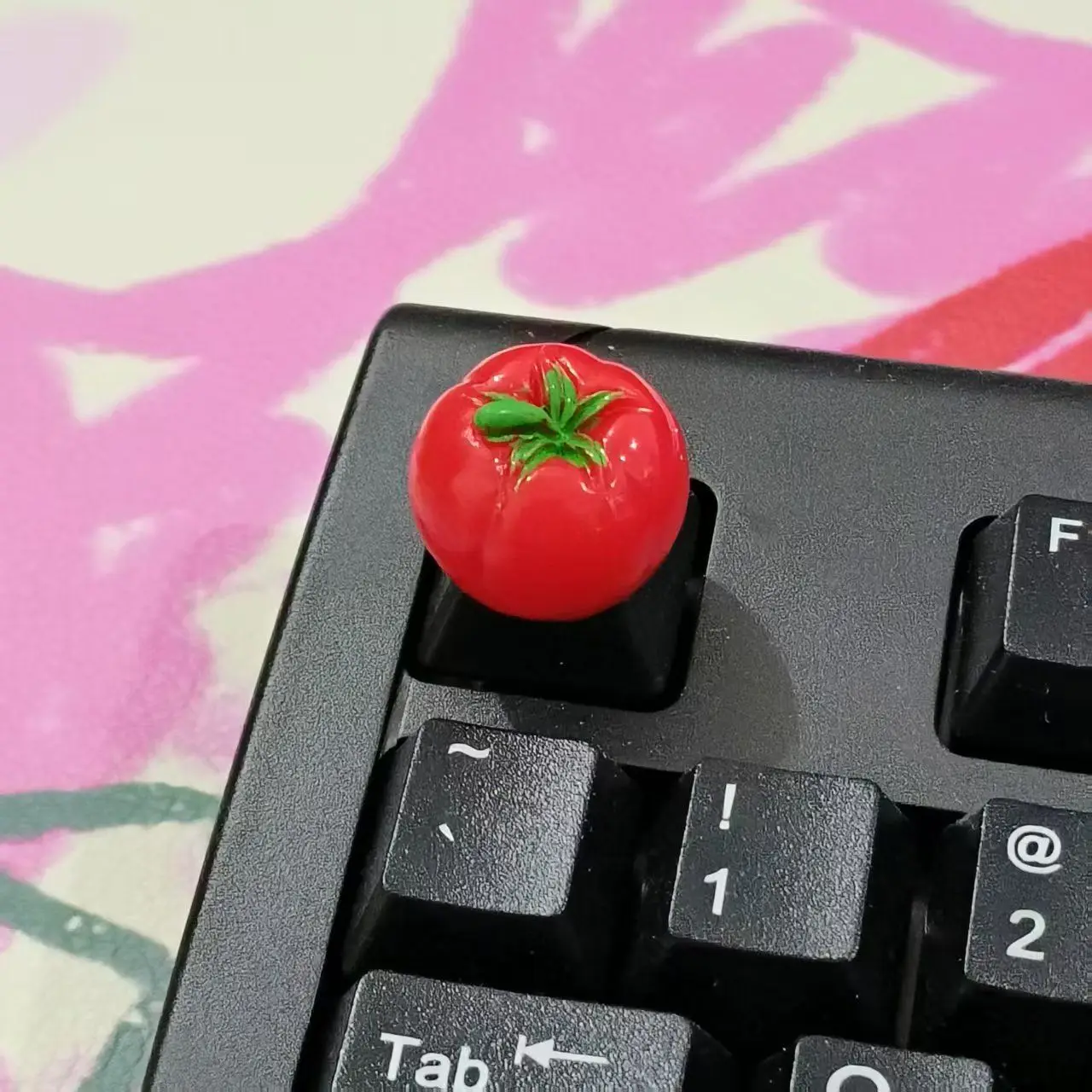 Simulation Cute Small Tomato Keyboard DIY Patch,3d Cartoon Fruit Car Decorations,Crafts Home Decoration