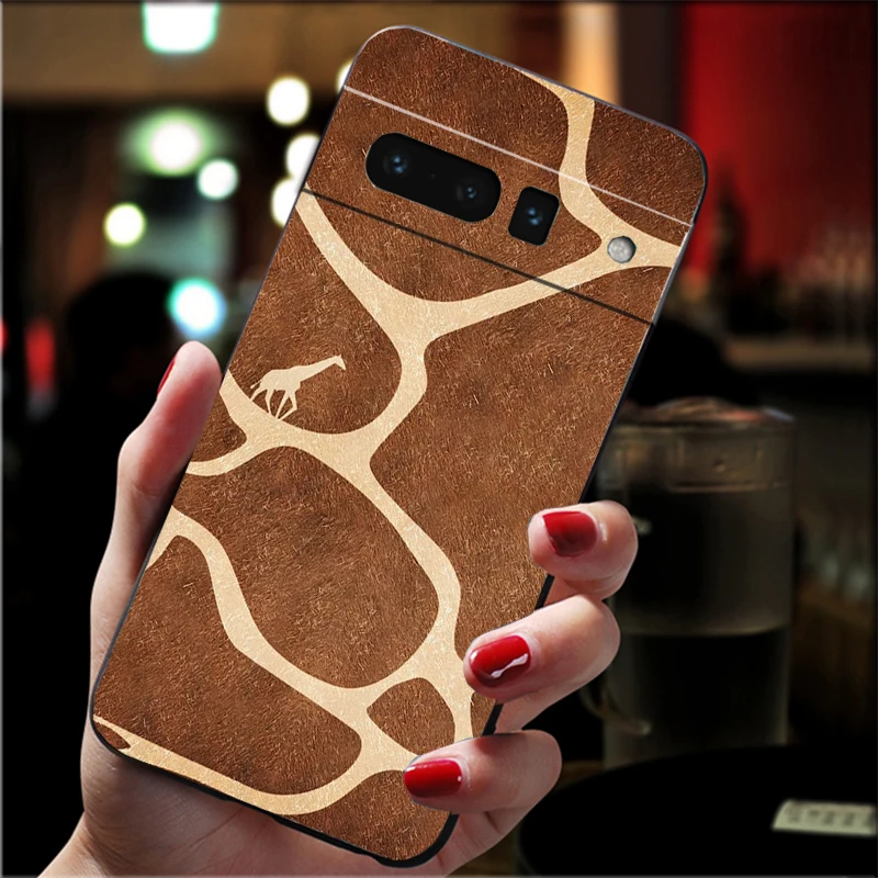 Phone Case For Google Pixel 10 Pro XL 9 Pro XL 9A 8 7 6 Pro Pixel 8A 7A 6A Pixel 8 7 6 5 Giraffe Anime