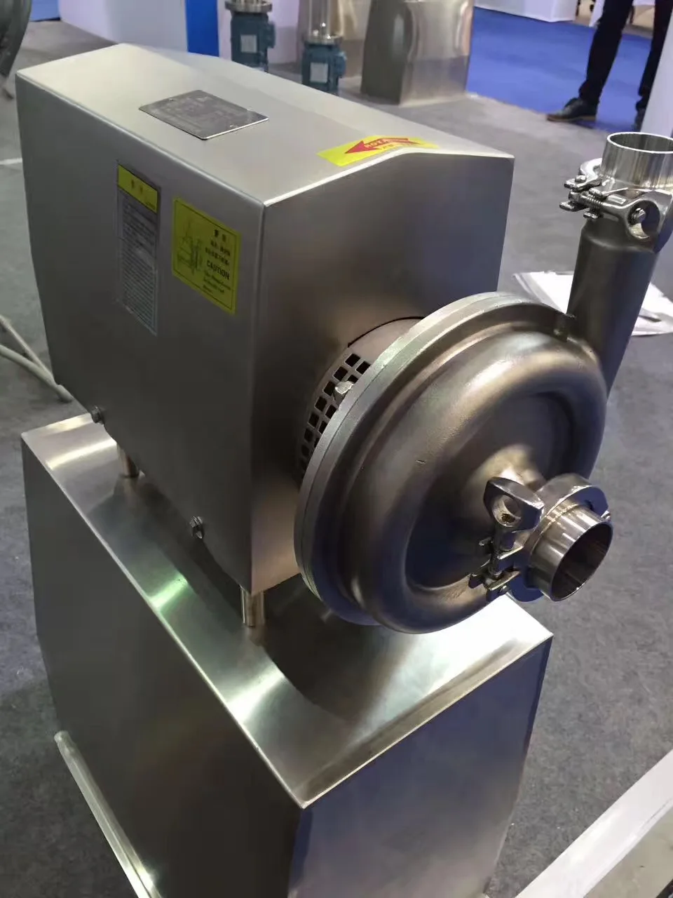 Pompa Sentrifugal Cairan Stainless Steel Saniter SS304 SS316L Untuk Peralatan Pembuatan Bir