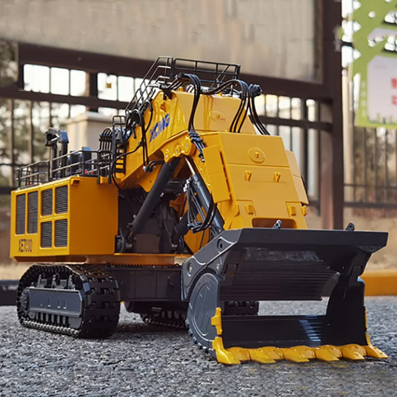 Original factory 1/50 XCMG XE7000 mining excavator vehicle model Large excavator model Engineering vehicle model