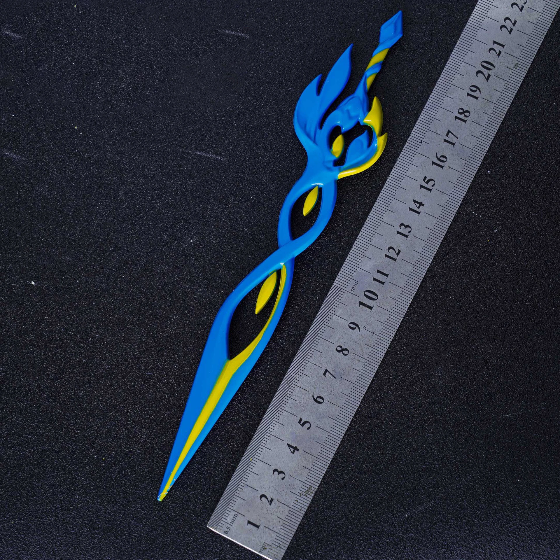 21cm Yalian Sword Snowfall White Wolf Game Figure Peripheral Perimeter Metal Model Decoration Ornaments Birthday Gifts Toys