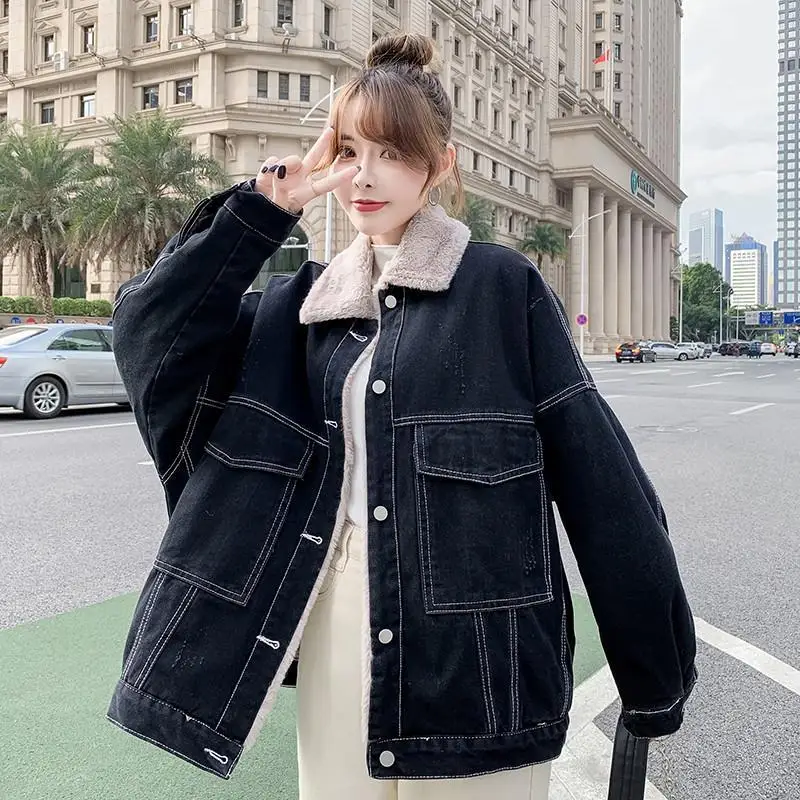 

Streetwear Velvet Denim Jacket Women Oversized Lamb Wool Jeans Coat Bf Korean Furry Thick Cotton Padded Casual Outwear Female