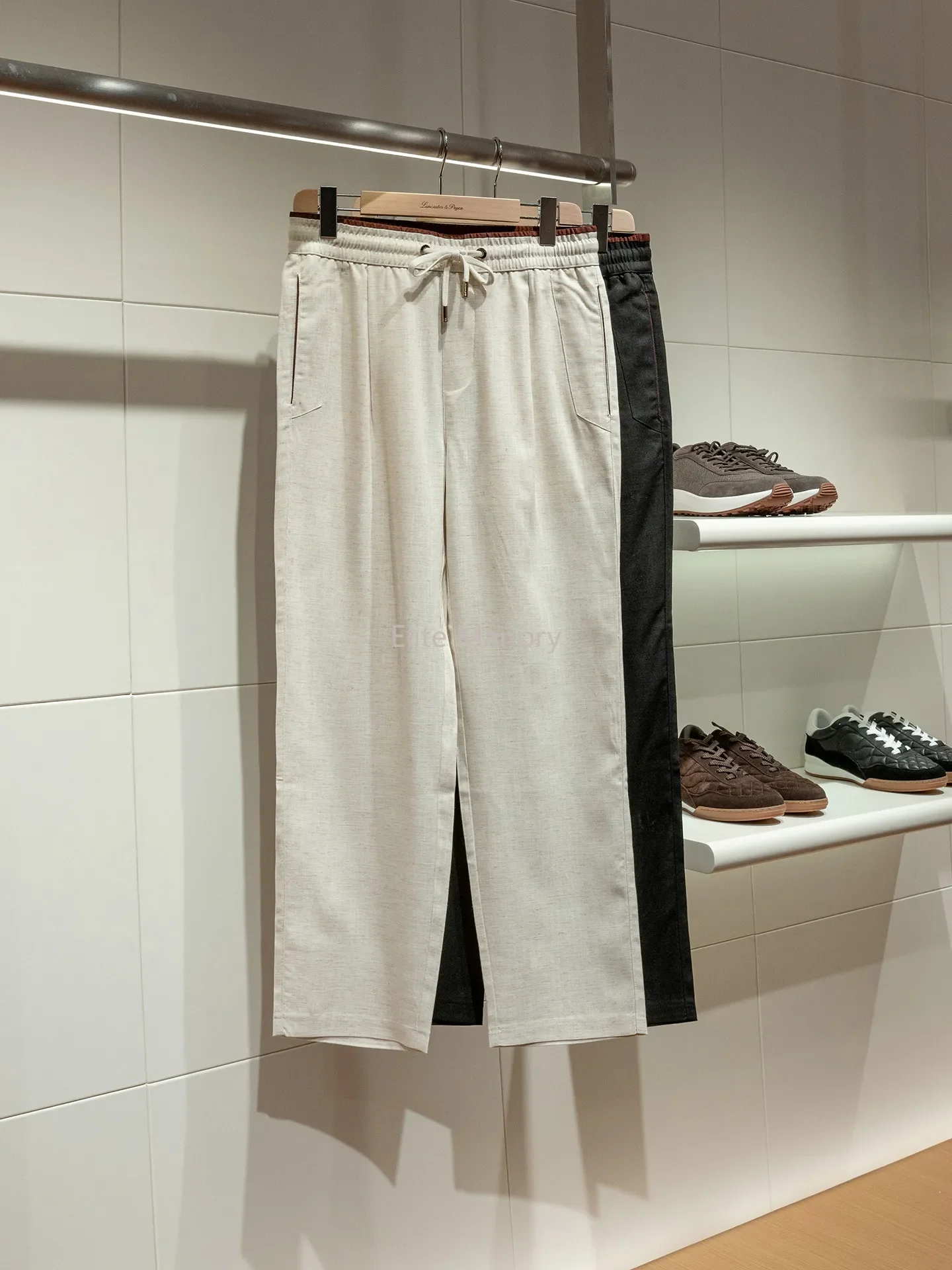 

[Italian old money style] Lyocell linen blend drape comfortable and breathable, elastic waist casual trousers