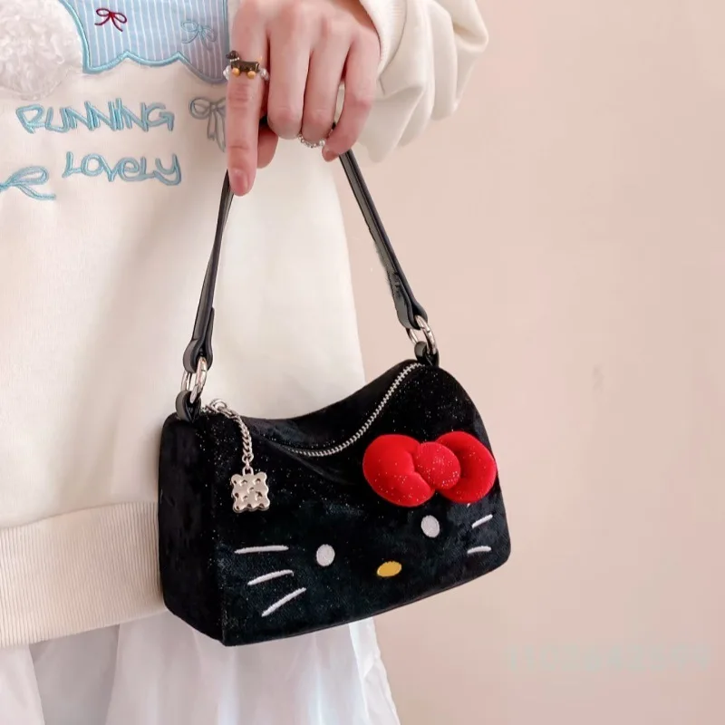 Hello Kitty 2025 New Women's Handbag Fashion High Quality Velvet Women's Crossbody Bag Cartoon Versatile Women's Shoulder Bag
