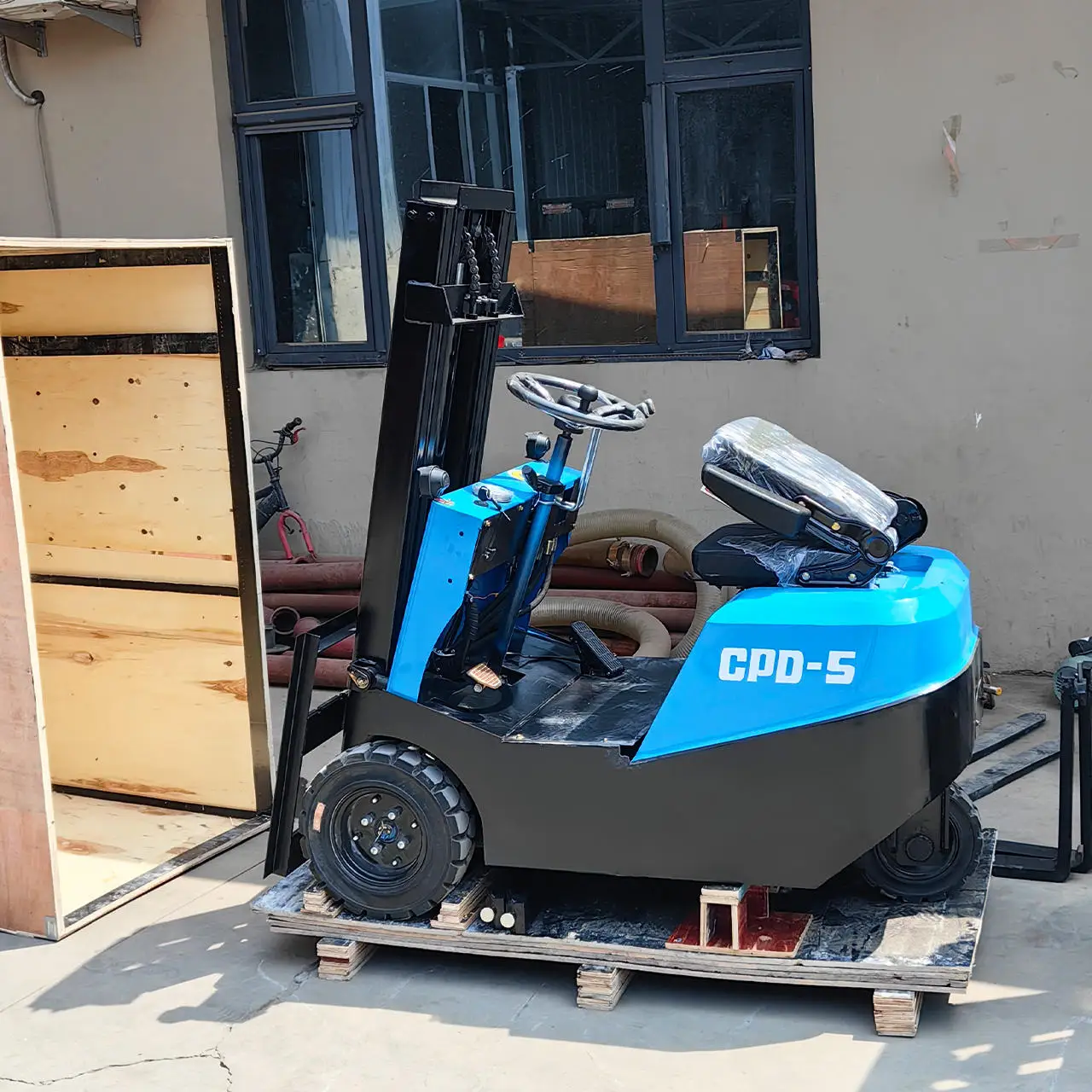 1 Ton Mini Electric Forklift Lead Acid Battery Solid Tires Seated Operation Montacargas Eléctrico