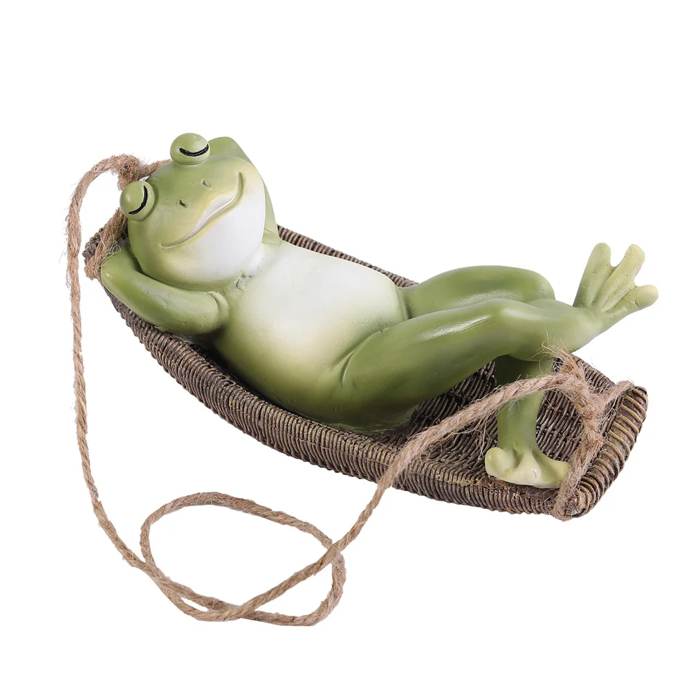 

1Pcs Resin Frogs Ornament Garden Pendant Lightweight Portable Charming Yard Decor Outdoor Hanging Frogs Decor Hanging Accessory