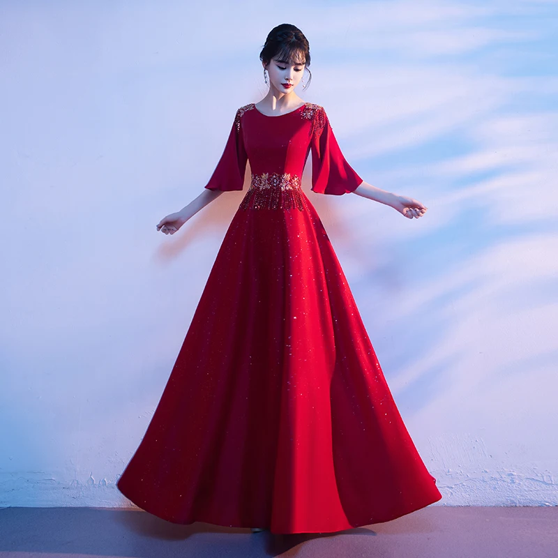 

Красная юбка А-силуэта с высокой талией для выступлений хора и национальных песенных конкурсов, украшенная кристаллами