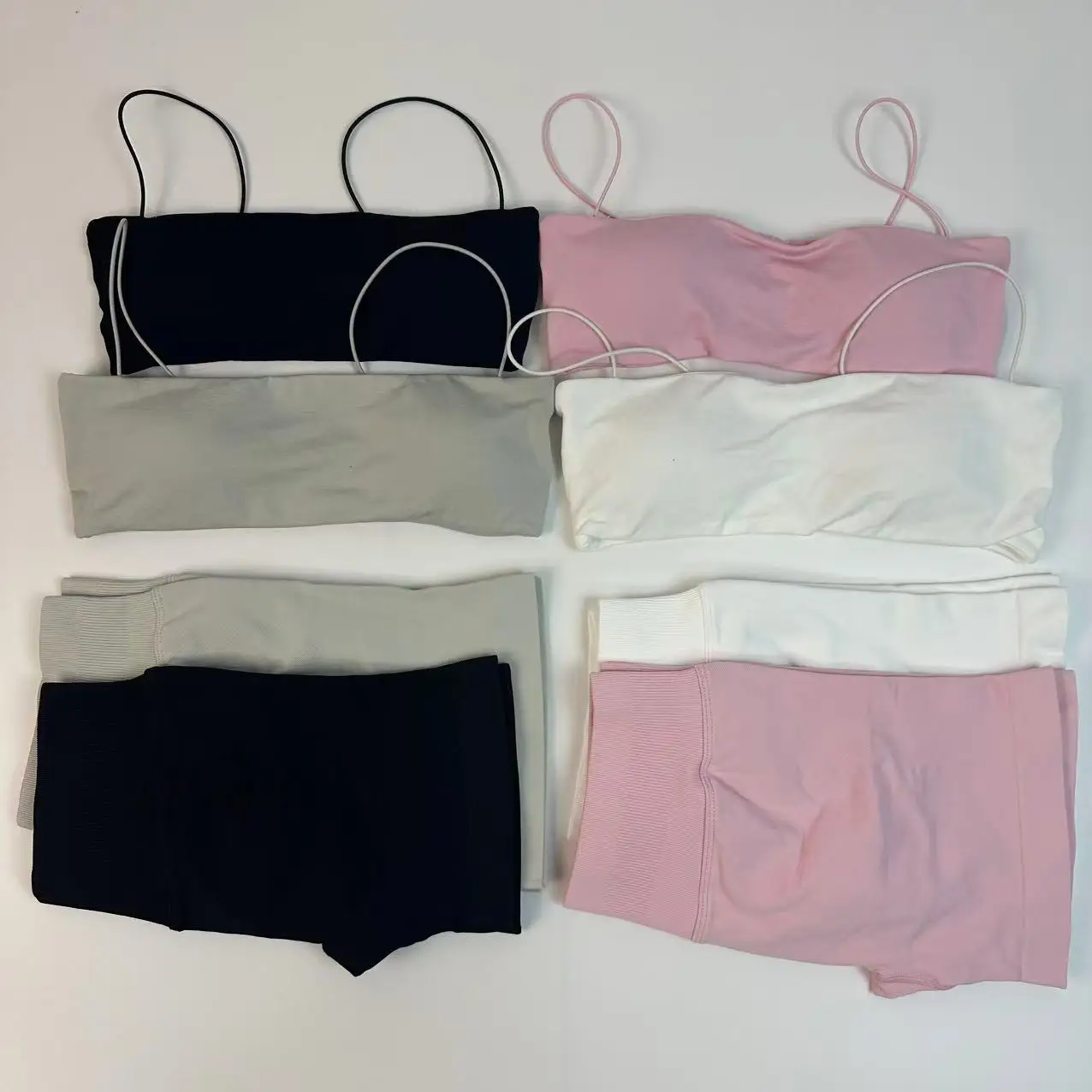 

2Pcs Women Gym Set Halter Tops High Waist Scrunch Seamless Shorts Fitness Clothes Activewear Workout Set Outfits Gym Suit