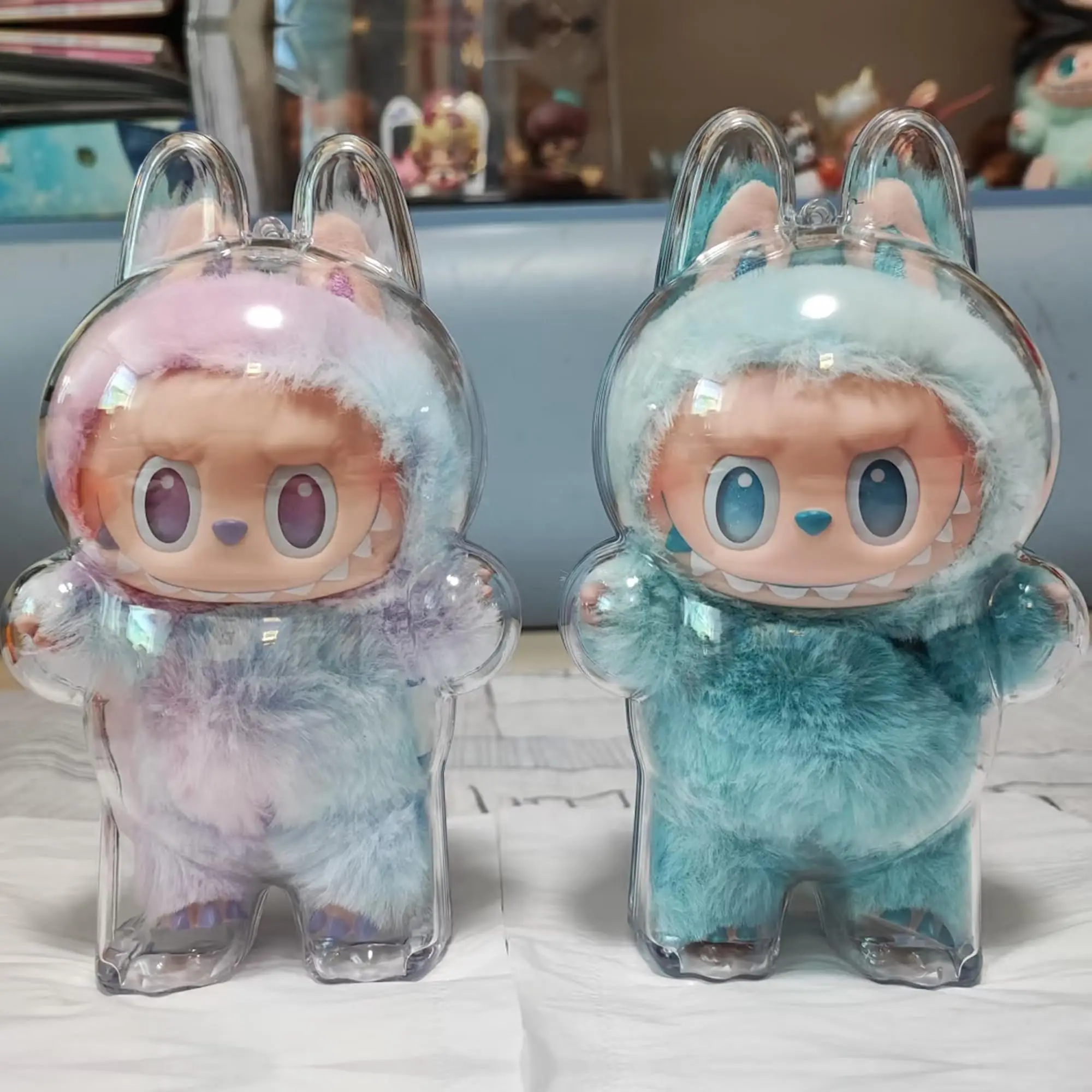 Custodia protettiva da 1-3 pezzi per bambola Labubu V1 V2 V3V4, vetrina in plastica acrilica per serie in piedi e sedili con portachiavi