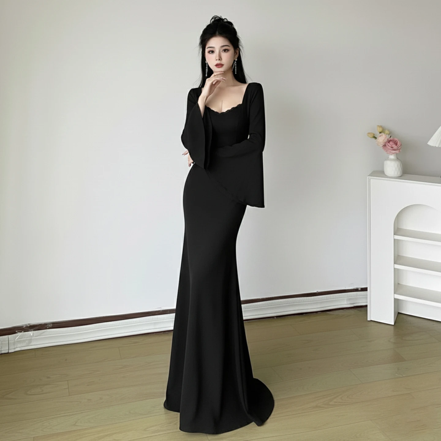 เดรสยาวทรงเข้ารูป แต่งลูกไม้ ดีไซน์หรูหรา คอเหลี่ยม แขนยาวทรงบาน สำหรับผู้หญิง ฤดูใบไม้ผลิ ฤดูใบไม้ร่วง ปี 2025