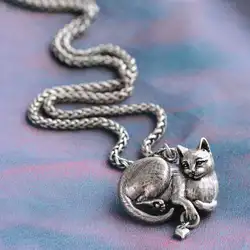 Vintage Silver Color Animal Cat Pendant Necklace for Women's Long Sweater Chain Necklace Retro Jewelry Gifts