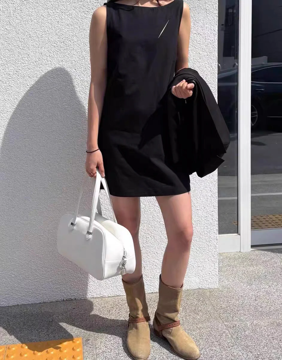 Vestido f de aodão, cor sólida, com design de saia curta simples, sem mangas, com recortes em camadas e estilo verão.