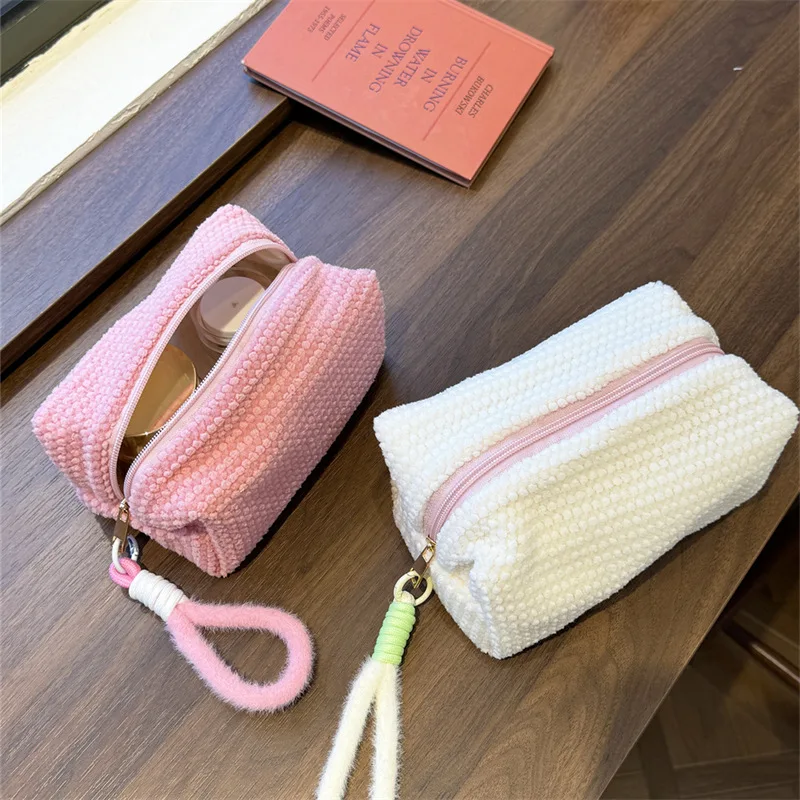 Plush Cosmetic Bag Makeup Pouch Zipper with Handle Soft Large Capacity Storage Bags Women Travel Washing Organizer Pencil Case