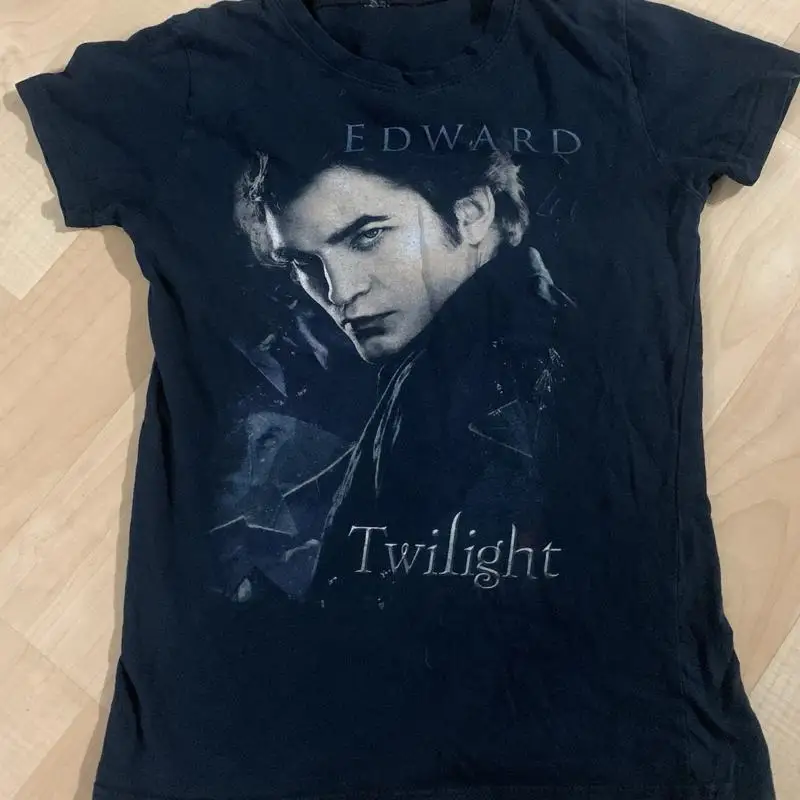 Vintage Twilight Mo…