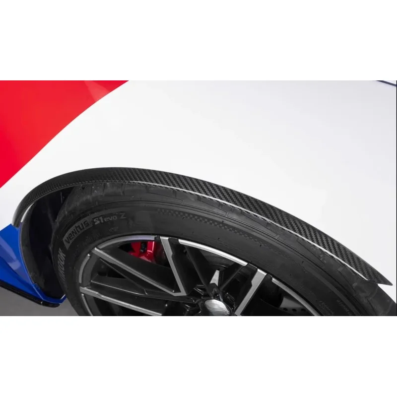 

2025+ for M5 G90 G99 4-Door Dry Carbon Fiber SQ Style Eyebrow Wheel Brow Bumper New Condition