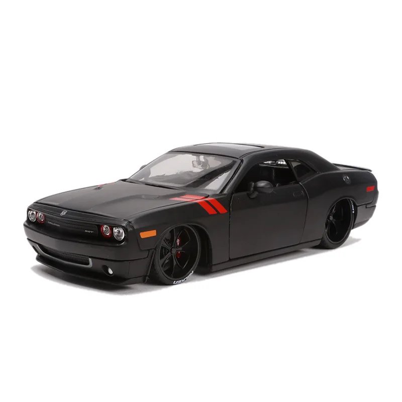 

1:24 Simulation Alloy Car Model Ornament