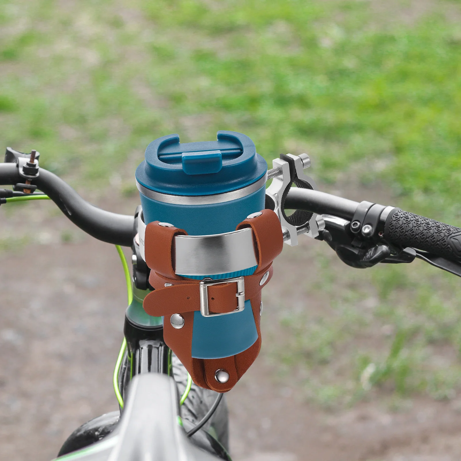 

1 set Retro Bike Water Bottle Cage Easy Install Smooth Edges Hold Bottle Securely Outdoor Cycling Accessory For Bicycle