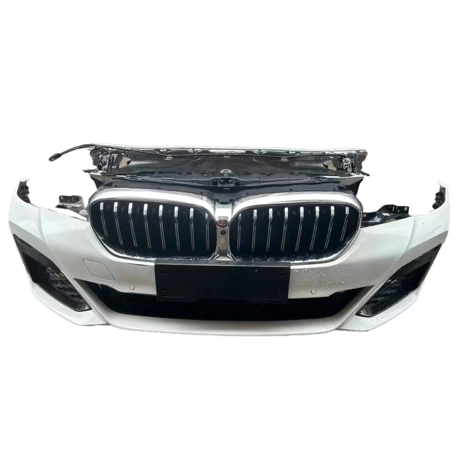 

5 Series G30 G31 Used Car Parts High Quality Front Bumper with Radiator