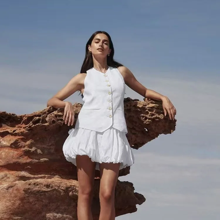 

Faionable Casual Svel Tank Top And Skirt Set Two-Piece Ensemble V-Ne Button-Up Cotton Vest And Skirt Outfit