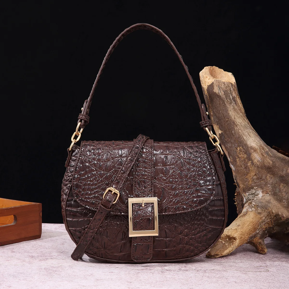 Luxury Fashion Genuine Leather Women\'s Handbags 2024 New in Crocodile Pattern Shoulder Messenger Bag Small Portable Saddle Bags