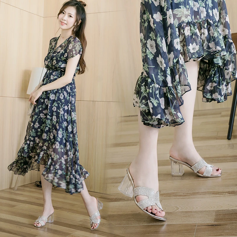 แพลตฟอร์มออกแบบแบรนด์ผู้หญิงรองเท้าแตะเซ็กซี่รองเท้า Punk Wedges รองเท้าส้นสูง Comfy ผู้หญิงรองเท้า Designer Sandalias 2025 Hot