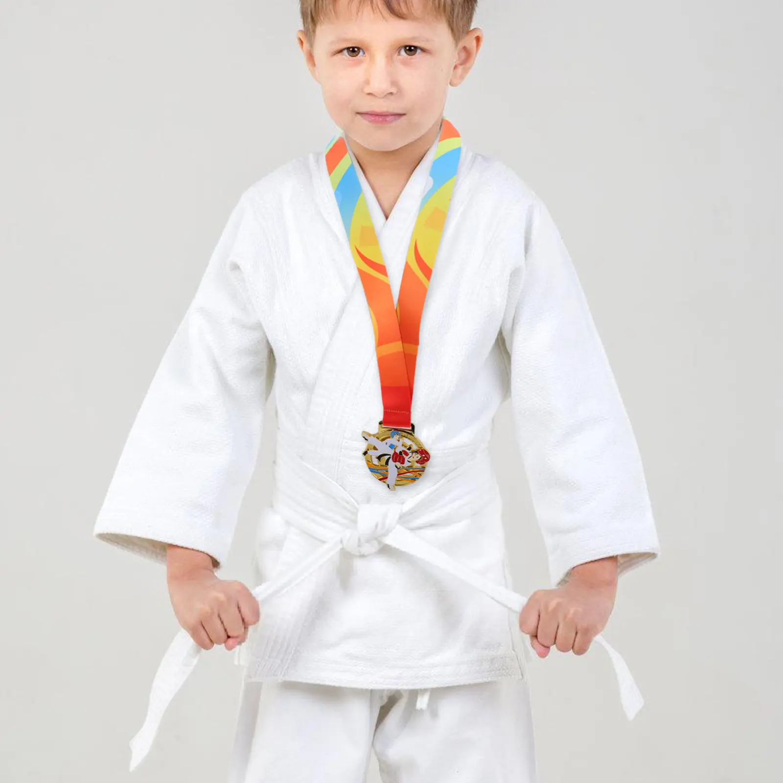 medalhas-de-vencedor-de-taekwondo-medalhas-de-campeao-de-artes-marciais-em-metal-prateado-para-reconhecimento-de-conquistas-em-competicoes